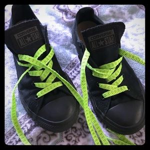 Kids black on black converse